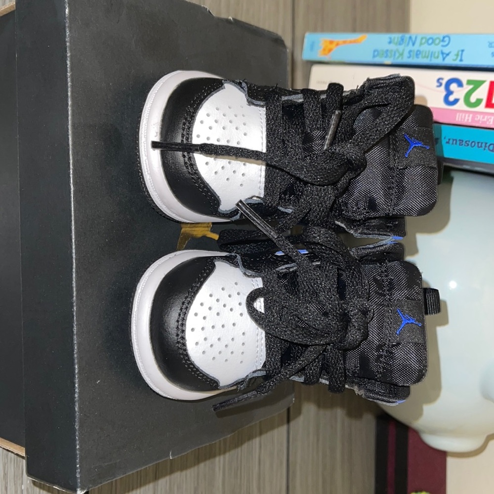 Baby Jordan 1 Size 3C Hardbottom
